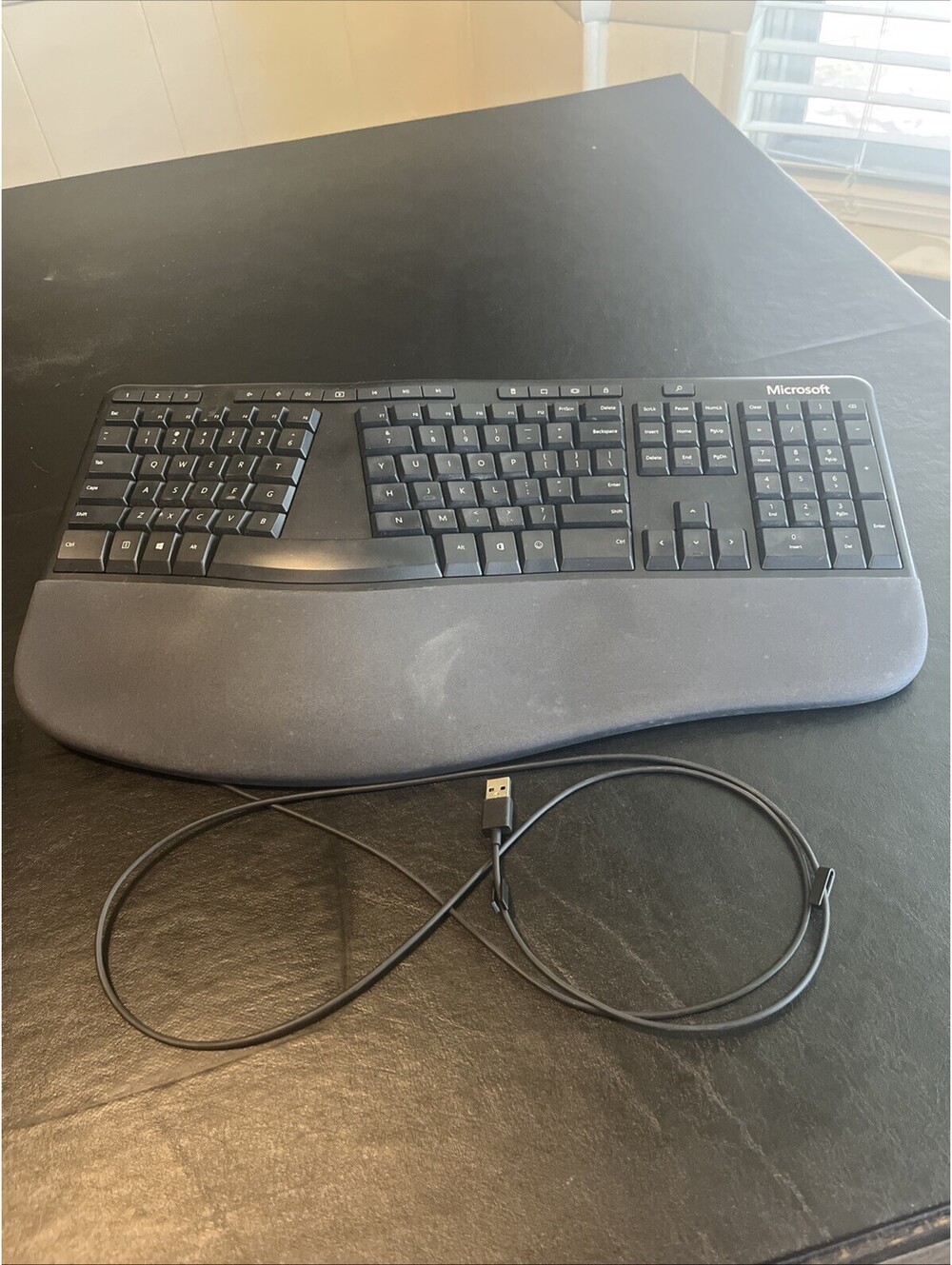 Microsoft 1878 Ergonomic Keyboard Wired USB Split Layout Wrist Rest - Very Clean
